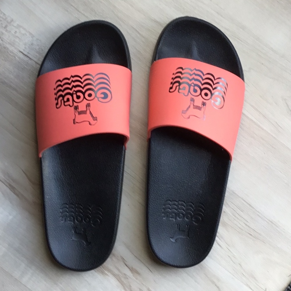 Goats coral slide
